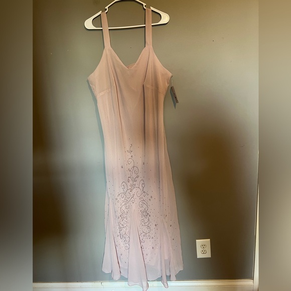 R&M Richards Dresses & Skirts - R&M Richards Pink Dress Size 22W NWT